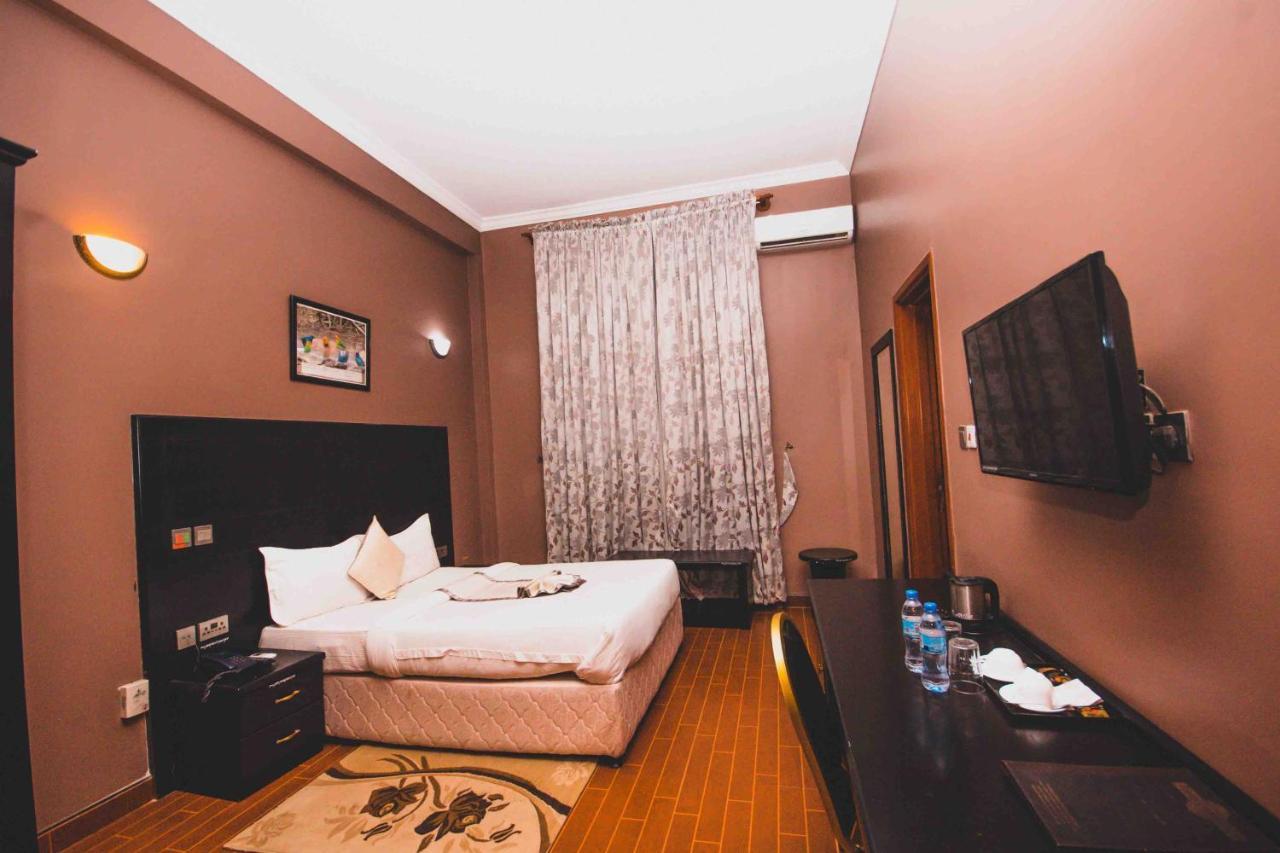 Panone Hotels - King'Ori Kilimanjaro Airport Moshi Eksteriør billede