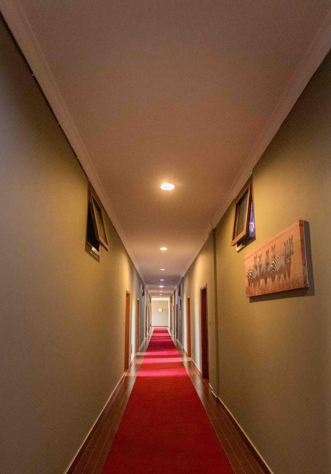 Panone Hotels - King'Ori Kilimanjaro Airport Moshi Eksteriør billede