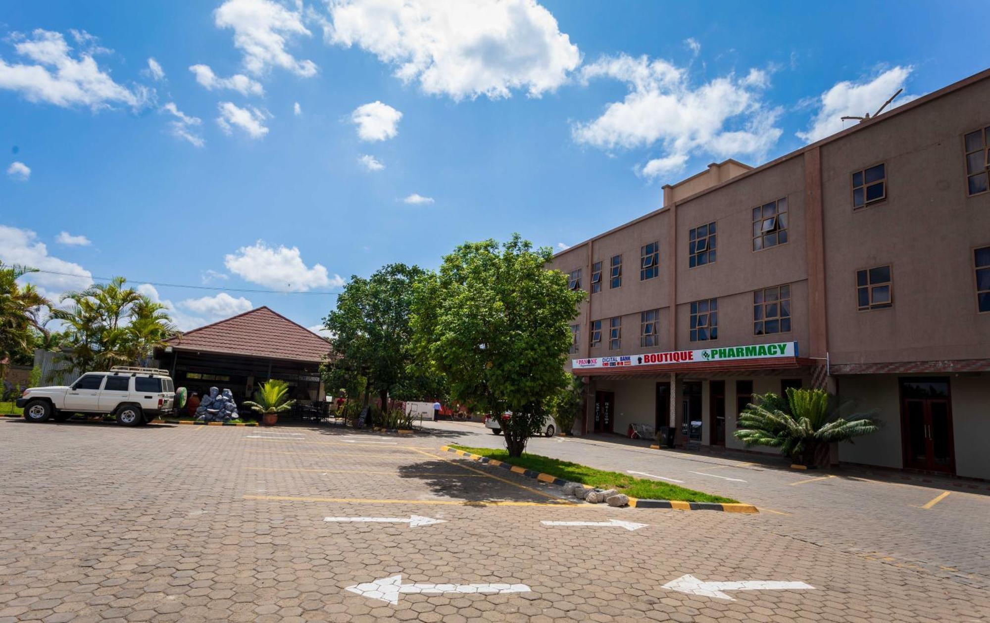 Panone Hotels - King'Ori Kilimanjaro Airport Moshi Eksteriør billede