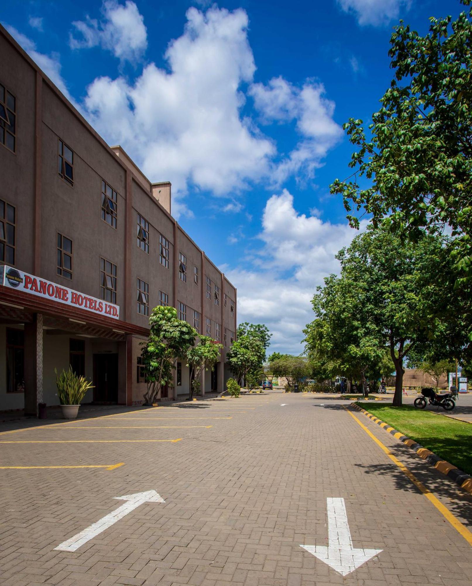 Panone Hotels - King'Ori Kilimanjaro Airport Moshi Eksteriør billede